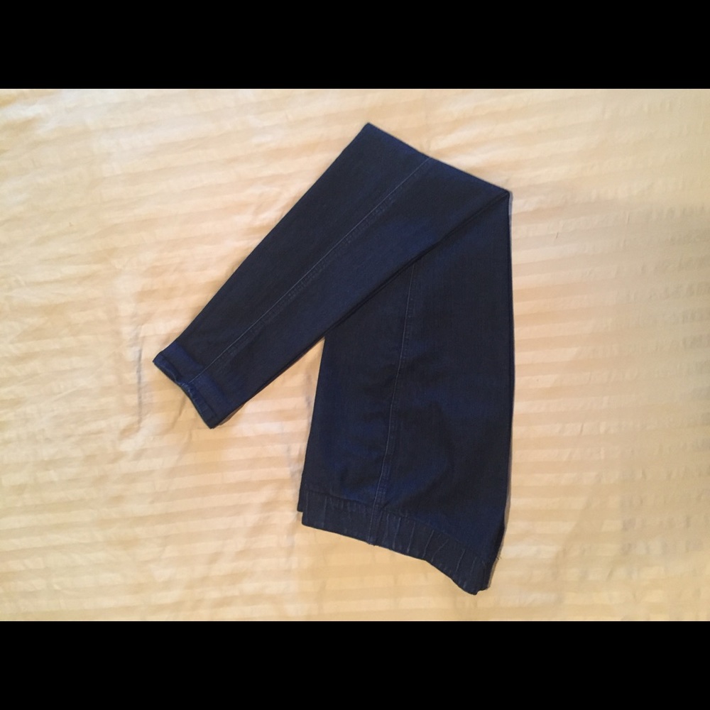 Miracle Body jeans size 6